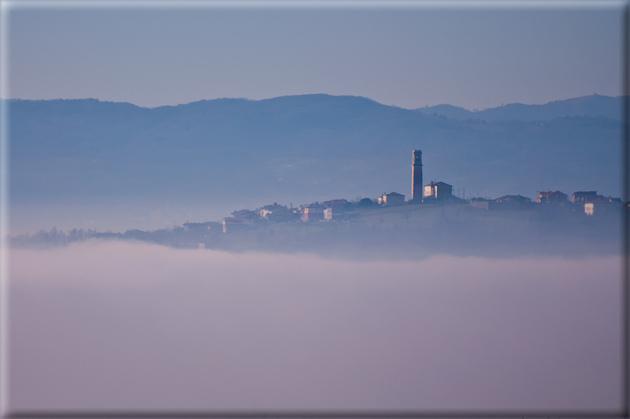 foto Colline Marosticane nella Nebbia